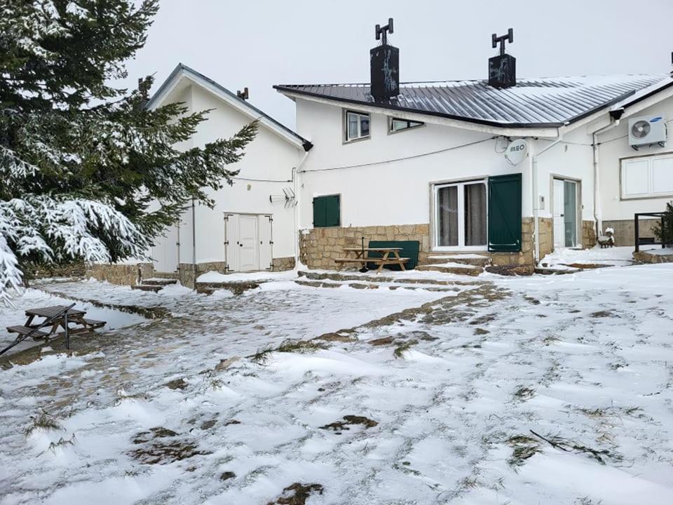 Villa Refugio Na Estrela Penhas da Saúde Exterior foto